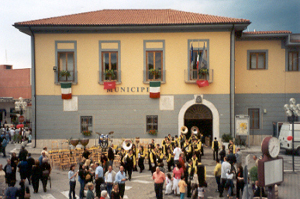 piazza del comune di cervaro